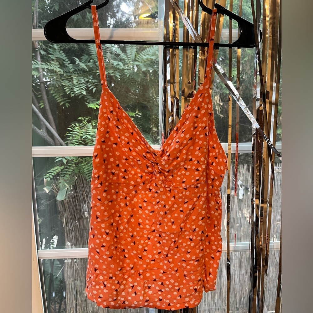 SO Front-knot tank spaghetti strap New with tag